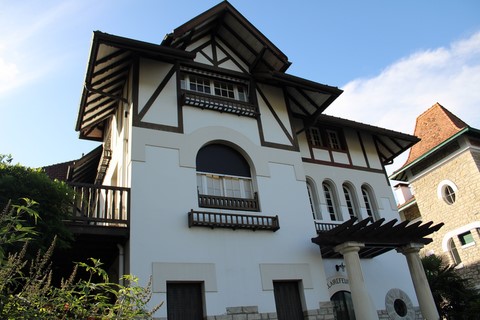 Villa bayonnaise 2